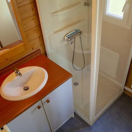 Parque de Campismo Cosy Pour 5 Pers. Avec Terrasse, Vue Etang - Api-1-52-288