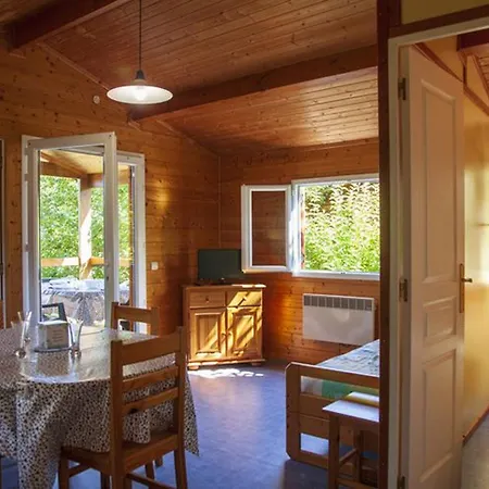 Parque de Campismo Cosy Pour 5 Pers. Avec Terrasse, Vue Etang - Api-1-52-288 Naucelle