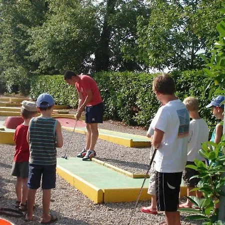 Cosy Pour 5 Pers. Avec Terrasse, Vue Etang - Api-1-52-288 *