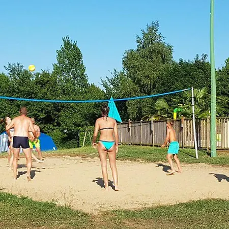 Cosy Pour 5 Pers. Avec Terrasse, Vue Etang - Api-1-52-288 * Naucelle